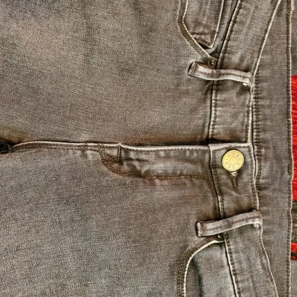 BDG Faded Black Skinny Jeans ;) - Picture 3 of 6